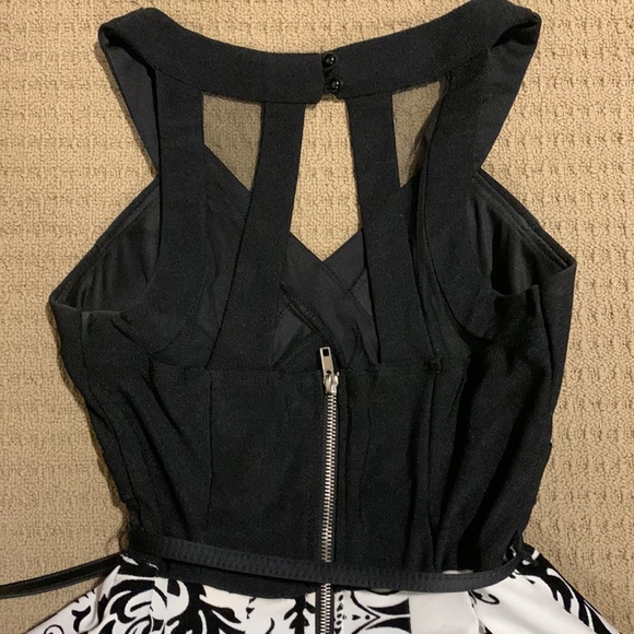 Macy’s Crystal Doll dress, used once for homecoming, size 1 - Picture 6 of 6